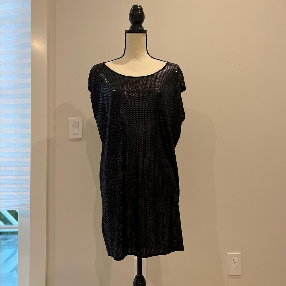 BCBGMaxAzria Black matte sequin shirt dress
